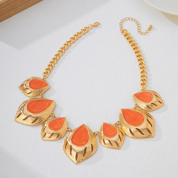 Wholesale Women's Fashion Necklace Geometric Water Drop Shaped Alloy Electroplated With Flower Pattern