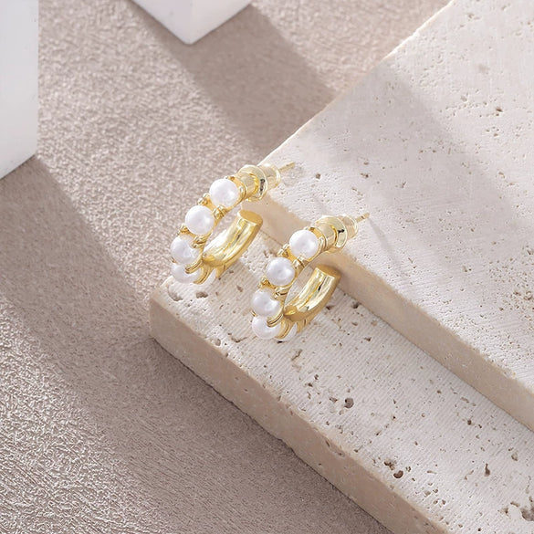Wholesale Women's Fashion Pearl Geometric Earrings With Electroplating