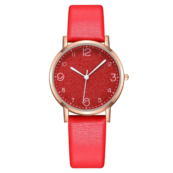 Wholesale Women's Fashion Quartz Watch With Alloy Case Leather Strap And Round Dial