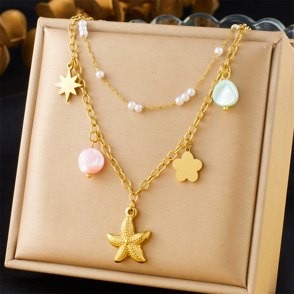 Wholesale Women's Fashion Retro Exaggerated Gold Electroplated Stainless Steel Chain Necklace With Star And Heart Elements