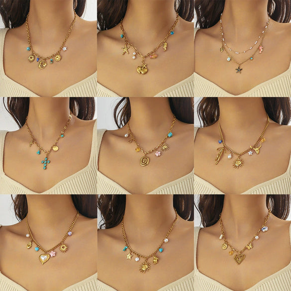 Wholesale Women's Fashion Retro Exaggerated Gold Electroplated Stainless Steel Chain Necklace With Star And Heart Elements