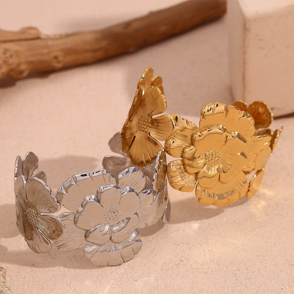 Wholesale Women's Fashion Retro Exaggerated Open Flower Stainless Steel 18K Gold Plated Bracelet