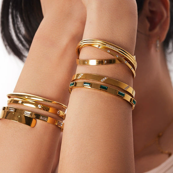 Wholesale Women's Fashion Retro Stainless Steel Zircon Geometric Bracelet