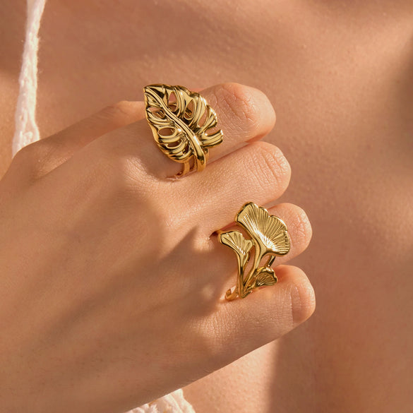 Wholesale Women's Fashion Ring Ginkgo Leaf Titanium Steel Electroplated