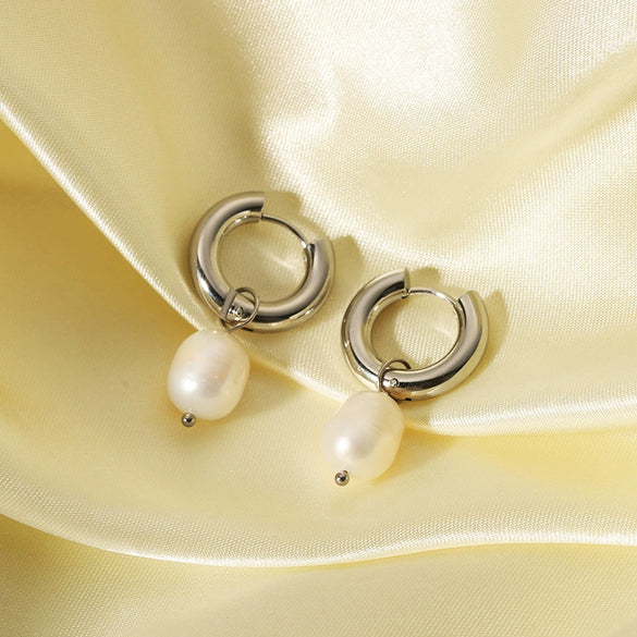 Wholesale Women's Fashion Simple Ins Stainless Steel Earrings With Natural Freshwater Pearl Pendant Vacuum Real Gold Electroplating In Pvd Furnace