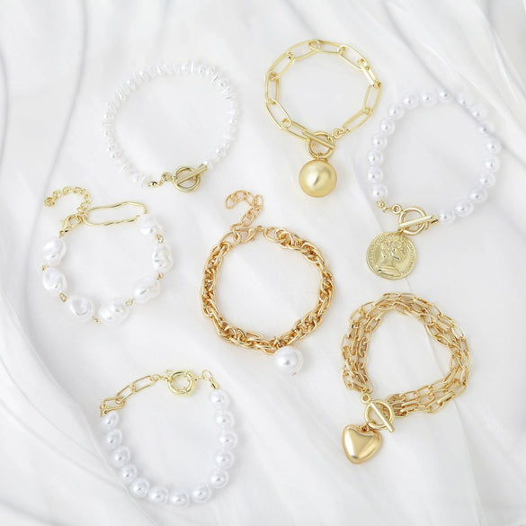 Wholesale Women's Fashion Simple Pearl Heartpatterned Electroplated Bracelet Jewelry
