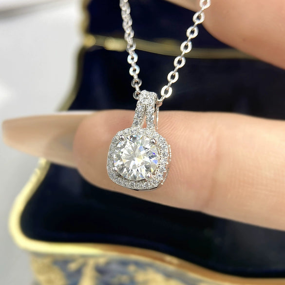 Wholesale Women's Fashion Square Moissanite Pendant Necklace With Geometric Pattern Made Of 925 Silver And Electroplated