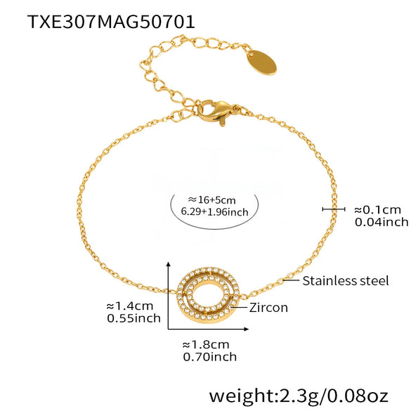 Wholesale Women's Fashion Stainless Steel Circle Pendant Clavicle Necklace And Bracelet Set With Electroplating Niche Design