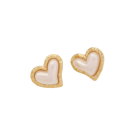 Wholesale Women's Fashion Stainless Steel Heart Pattern Electroplated Imitation Pearl Earrings
