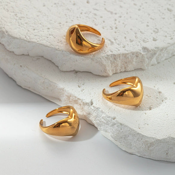Wholesale Women's Fashion Stainless Steel Heart Shaped Opening Ring With Electroplating