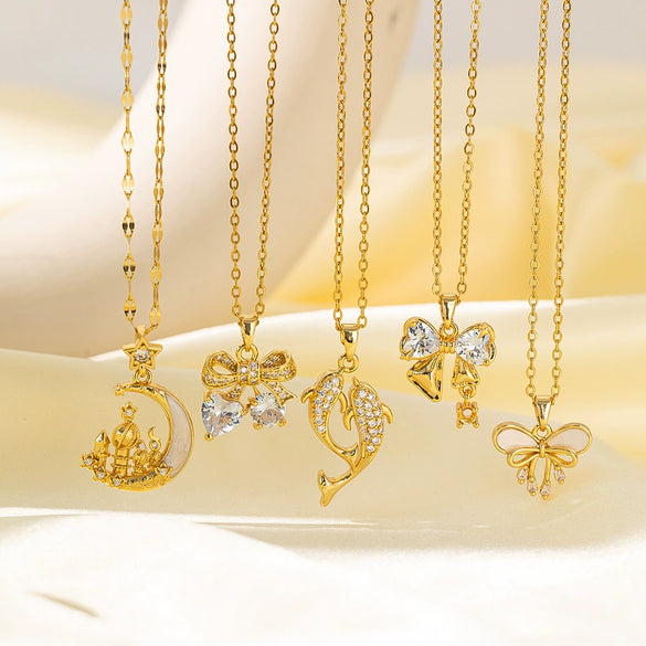 Wholesale Women's Fashion Titanium Steel And Copper Electroplated Heart Shape Micropaved Zirconia Angel Wings Pendant Necklace With O Word Chain Jewelry