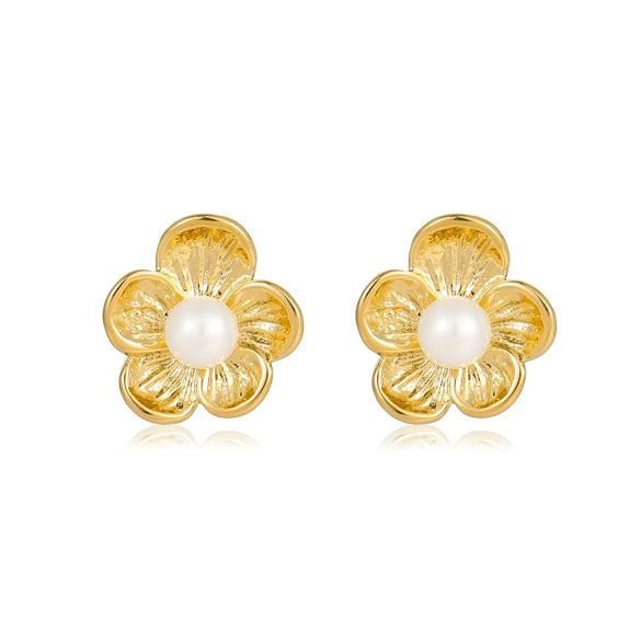 Wholesale Women's Fashion Titanium Steel And Pearl Flower Earrings With Electroplating Treatment
