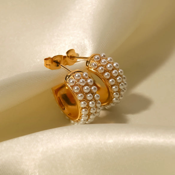 Wholesale Women's Fashion Titanium Steel Earrings C Shape 18K Gold Plated Inlaid White Pearl