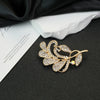 Wholesale Women's Fashion Zinc Alloy Leaves Brooch With Electroplating
