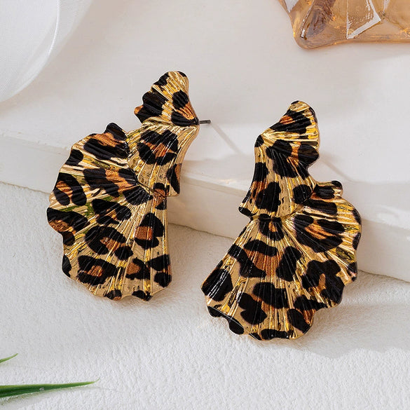 Wholesale Women's Fashionable Irregular Leopard Print Geometric Alloy Electroplated Earrings