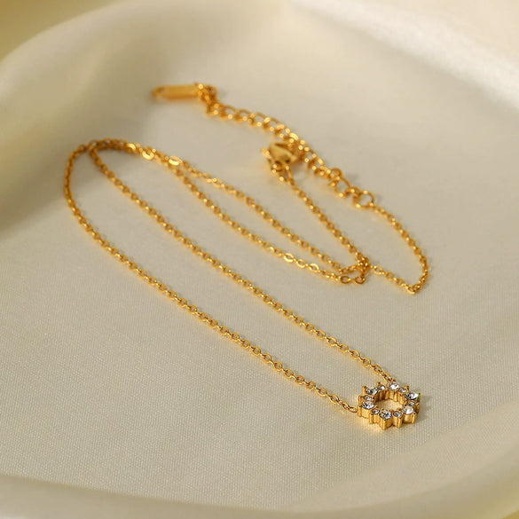 Wholesale Women's Fine Necklace Stainless Steel Titanium Steel Pendant Inlaid White Irregular Round Zircon Geometric Electroplated