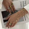 Wholesale Women's Floral Geometric Stainless Steel Electroplated Finger Chain Modern Minimalist Jewelry