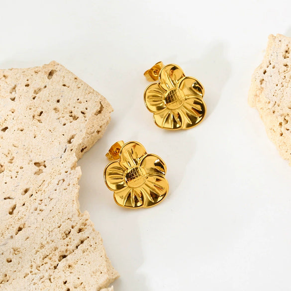 Wholesale Women's Floral Stainless Steel 18K Goldplated Earrings And Rings Jewelry Set