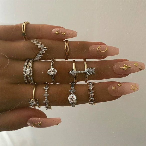 Wholesale Women's Flower Geometric Alloy Diamond Ring With Electroplating And Alloy Inlaid Artificial Gemstones