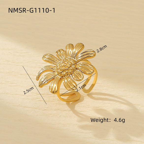 Wholesale Women's Flower Pattern Titanium Steel Ring With Electroplating Light Luxury And Antique Style Set With Natural Stone