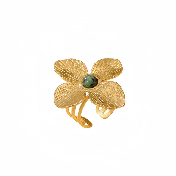Wholesale Women's Flower Pattern Titanium Steel Ring With Electroplating Light Luxury And Antique Style Set With Natural Stone