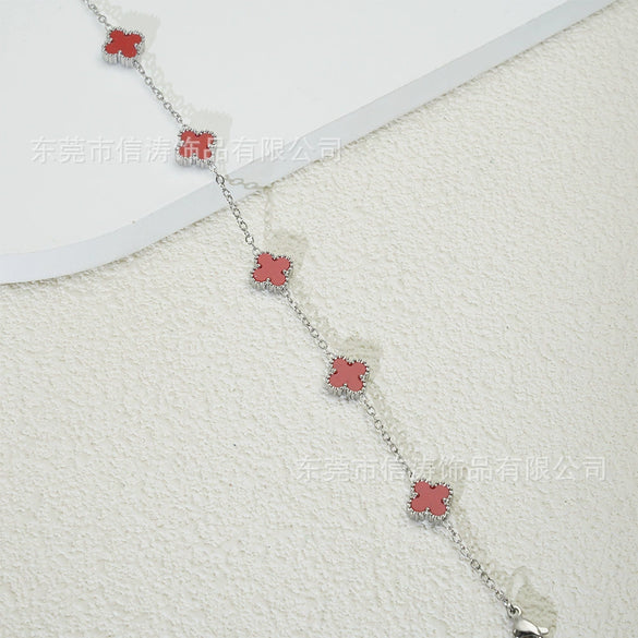 Wholesale Women's Fourleaf Clover Bracelet With Floral And Leaf Patterns Made Of Titanium Steel And Goldplated