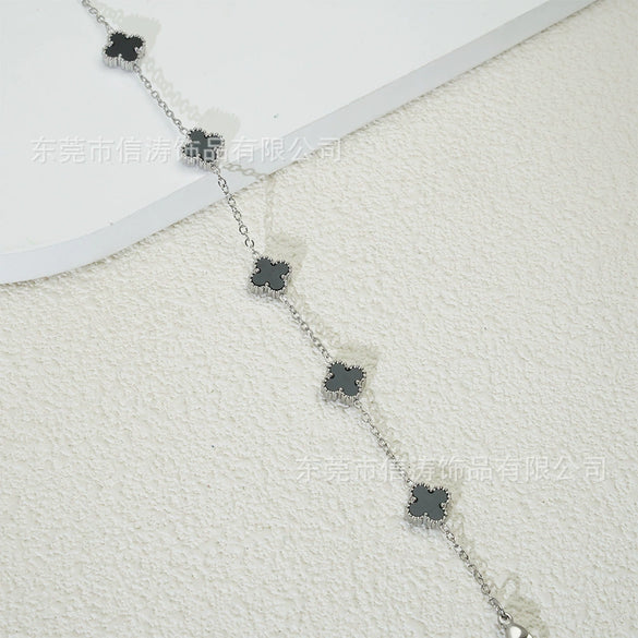 Wholesale Women's Fourleaf Clover Bracelet With Floral And Leaf Patterns Made Of Titanium Steel And Goldplated