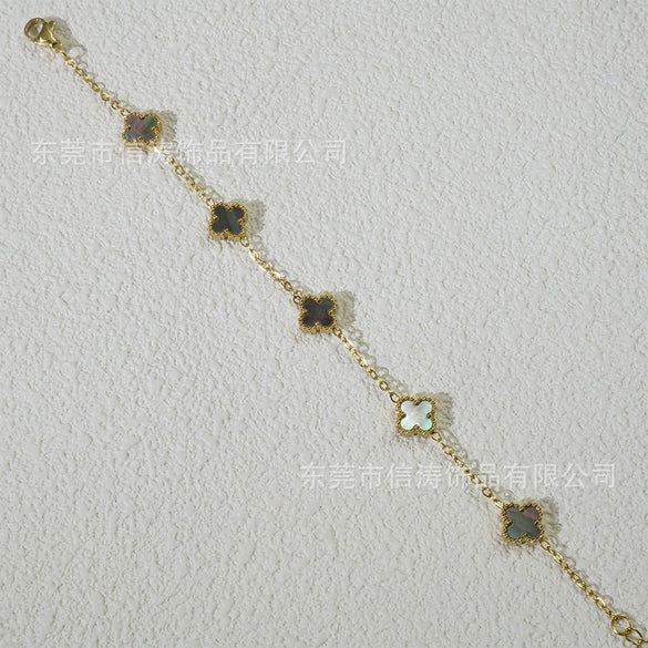 Wholesale Women's Fourleaf Clover Bracelet With Floral And Leaf Patterns Made Of Titanium Steel And Goldplated
