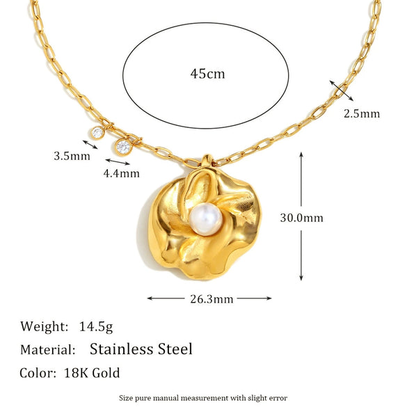 Wholesale Women's French Retro Cross Square Pendant Stainless Steel And Titanium Steel Geometric Necklace With 18K Gold Plated Electroplating