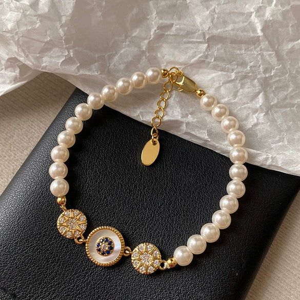 Wholesale Women's French Retro Light Luxury Clavicle Chain Set With Alloy Pendant And Imitation Pearls Electroplating