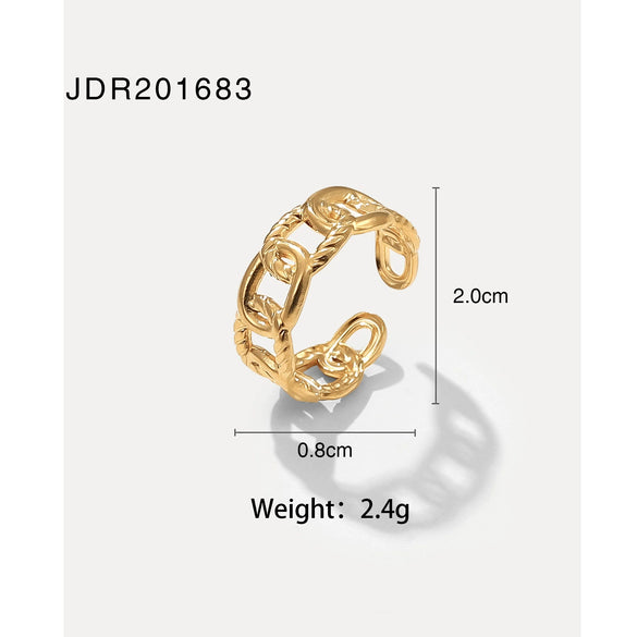 Wholesale Women's French Retro Style Hollow Titanium Steel Ring With Geometric Pattern And Electroplating Treatment