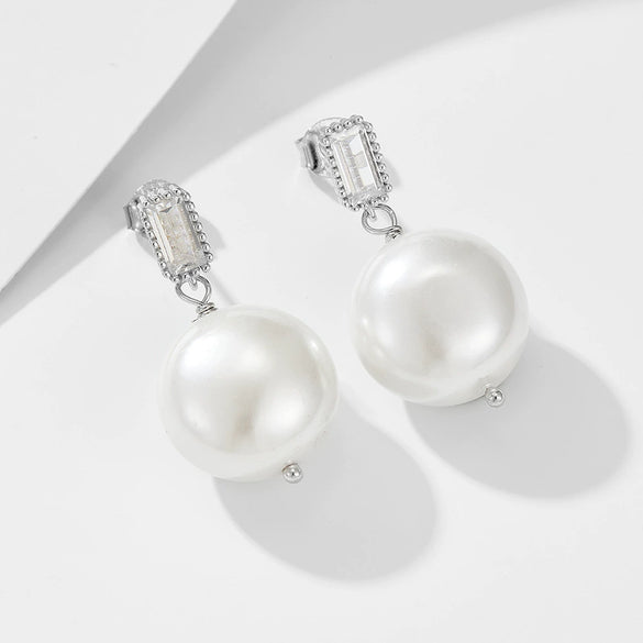 Wholesale Women's French Style Retro Geometric Shell Button Pearl Inlaid 925 Silver Earrings