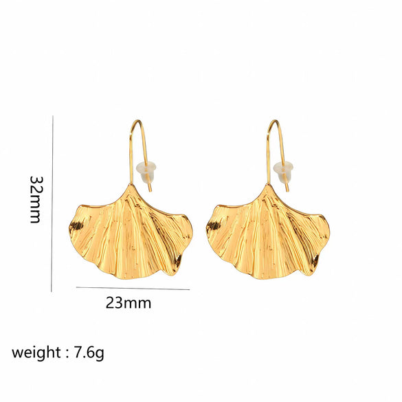 Wholesale Women's French Vintage Ins Style Flower Butterfly Leaf Titanium Steel Earrings With Electroplating