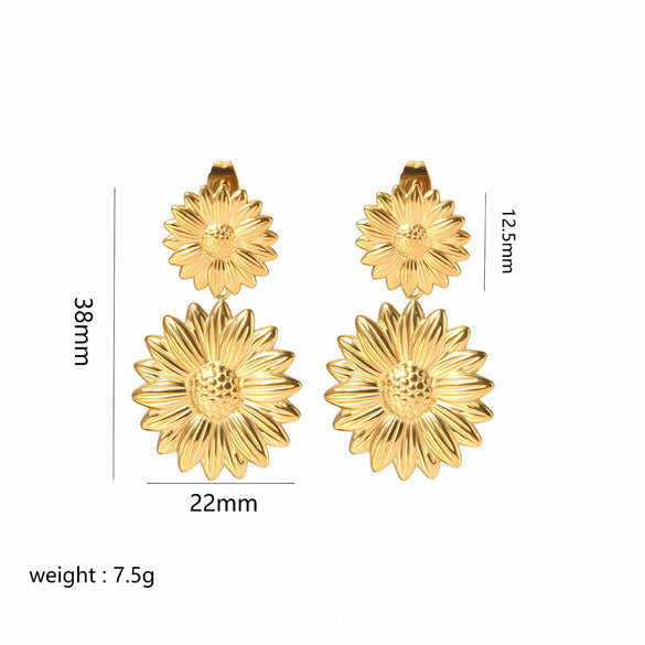 Wholesale Women's French Vintage Ins Style Flower Butterfly Leaf Titanium Steel Earrings With Electroplating