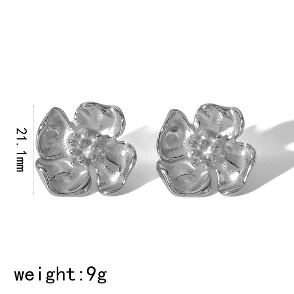 Wholesale Women's French Vintage Ins Style Flower Butterfly Leaf Titanium Steel Earrings With Electroplating
