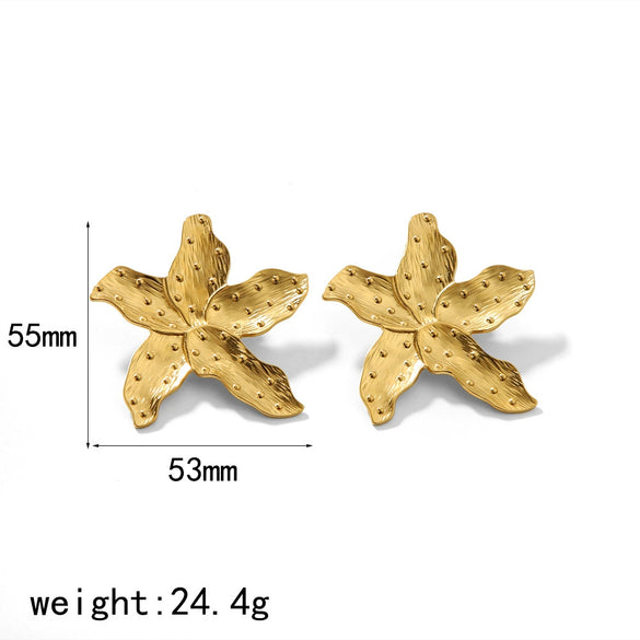 Wholesale Women's French Vintage Ins Style Flower Butterfly Leaf Titanium Steel Earrings With Electroplating