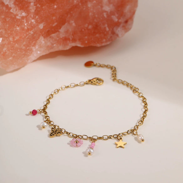 Wholesale Women's Fresh And Clean Aesthetic Flower Pattern Stainless Steel 18K Gold Electroplated Bracelet