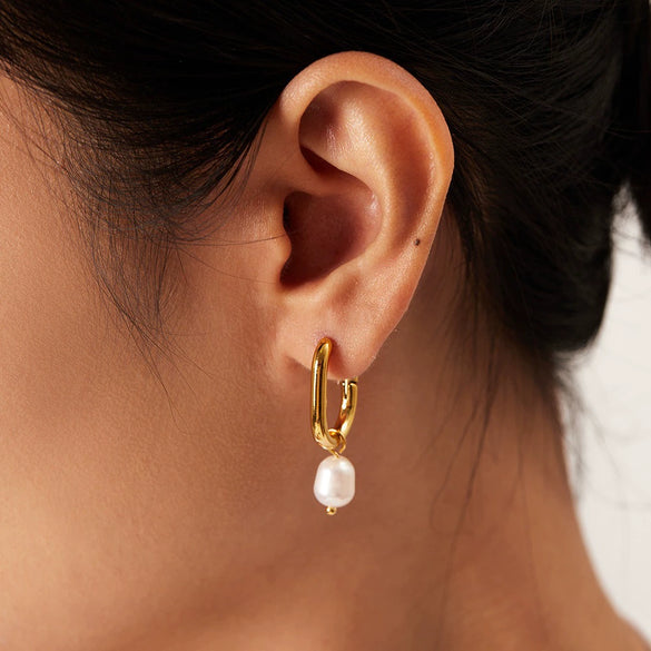 Wholesale Women's Fresh Water Pearl Earrings Stainless Steel Geometric Original Design Electroplated