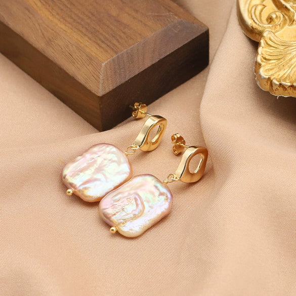 Wholesale Women's Freshwater Natural Pearl Baroque Earrings Retro Highend Light Luxury Geometric Electroplated Jewelry