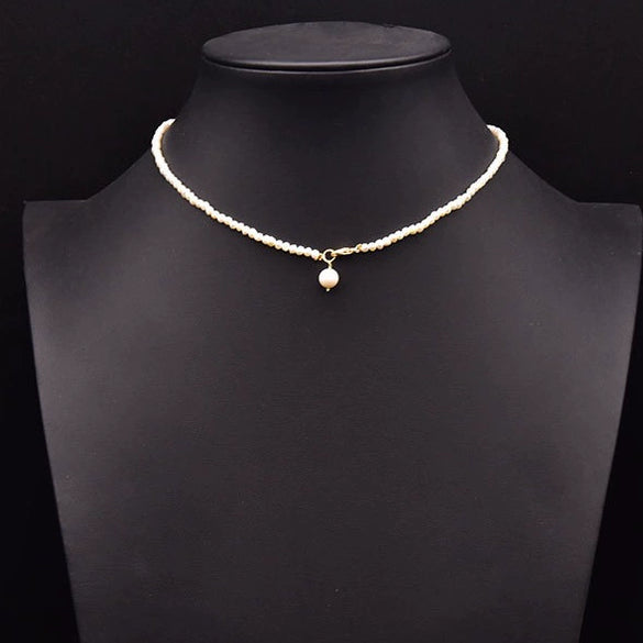 Wholesale Women's Freshwater Pearl Clavicle Chain Necklace With Geometric Design And Electroplating Treatment