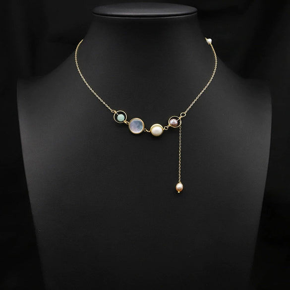 Wholesale Women's Freshwater Pearl Clavicle Chain Necklace With Geometric Design And Electroplating Treatment
