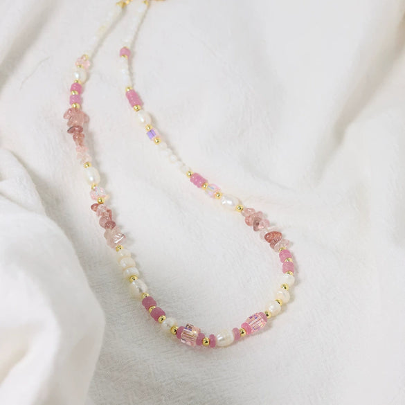 Wholesale Women's Freshwater Pearl Clavicle Chain Necklace With Geometric Design And Electroplating Treatment