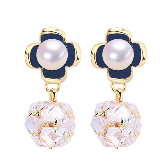 Wholesale Women's Freshwater Pearl Earrings S925 Sterling Silver Retro Crystal Ball Zircon Oblate Round Natural Design