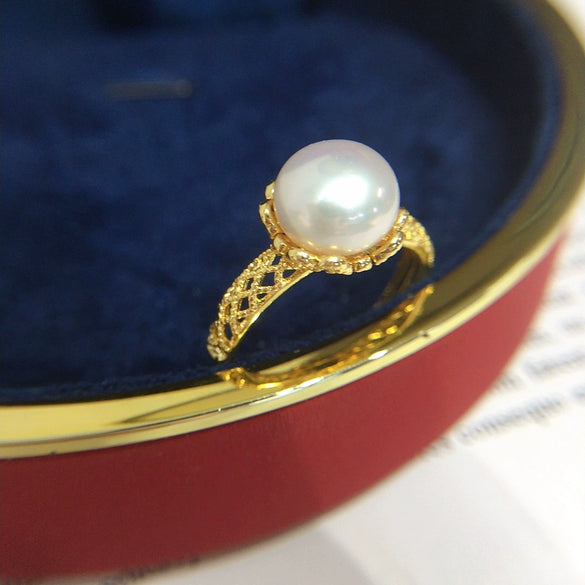 Wholesale Women's Freshwater Pearl Ring Copper Material Flat Round And Bun Round Shape With Advanced Sense And Hollow Mesh Design