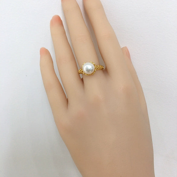 Wholesale Women's Freshwater Pearl Ring Copper Material Flat Round And Bun Round Shape With Advanced Sense And Hollow Mesh Design