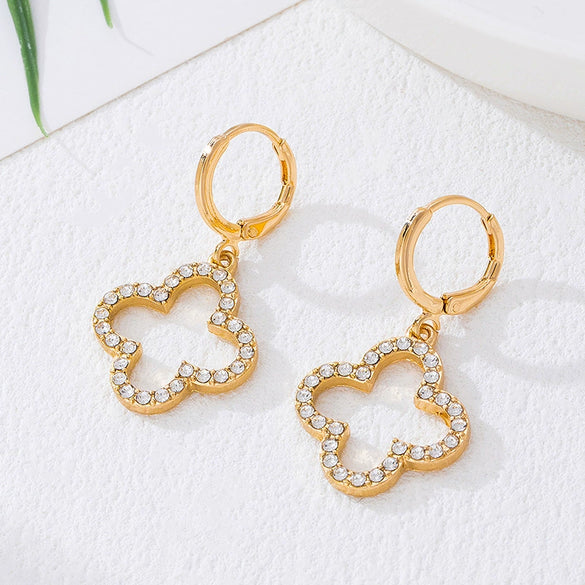 Wholesale Women's Geometric Alloy Electroplated Diamondencrusted Fourleaf Clover Fashion Earrings