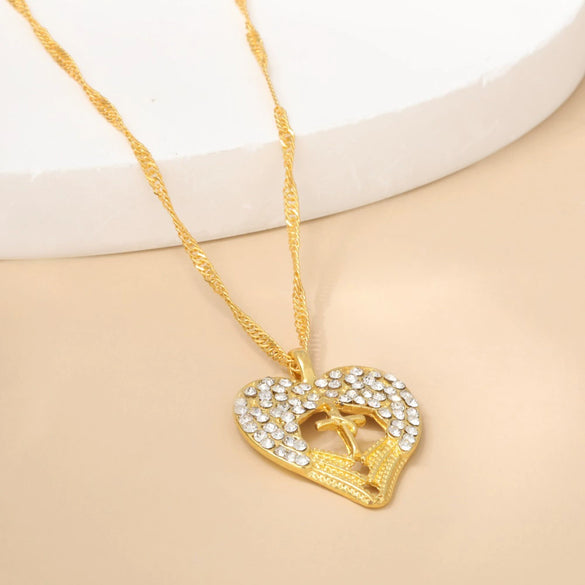 Wholesale Women's Geometric Alloy Gold Plated Copper Pendant Necklace With Electroplating