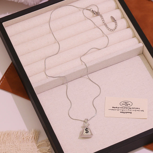 Wholesale Women's Geometric Alloy Money Bag Pendant Necklace Sweater Chain Accessories