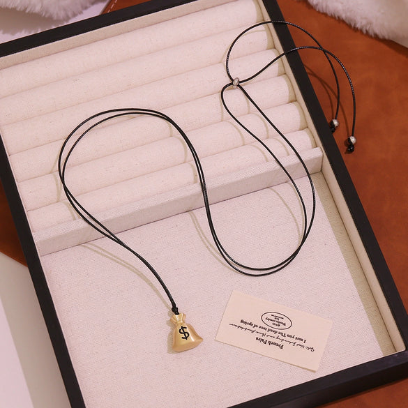 Wholesale Women's Geometric Alloy Money Bag Pendant Necklace Sweater Chain Accessories