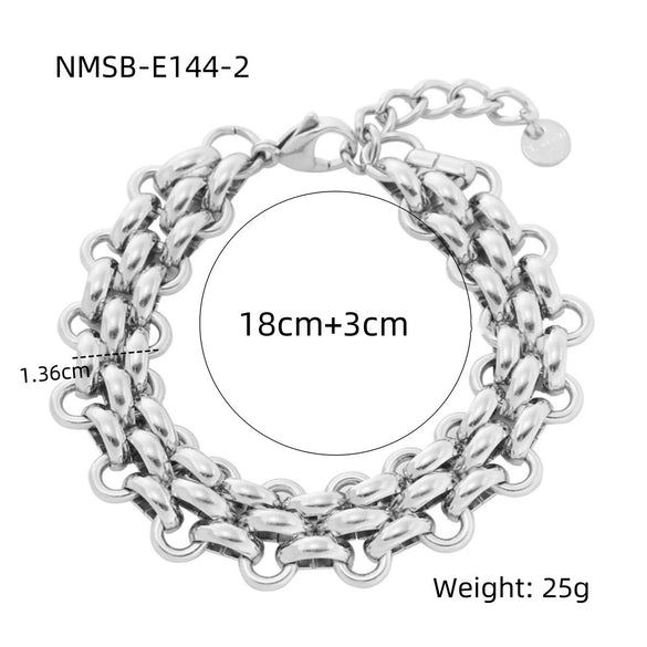 Wholesale Women's Geometric And Heart Shape 18K Gold Electroplated Stainless Steel Bracelet In Fashion Style